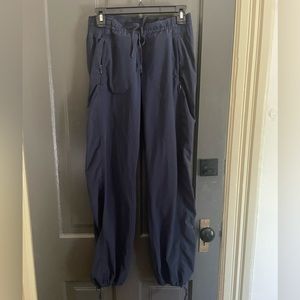 athleta pants/sweats - parachute  style